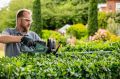 Bosch Universal HedgeCut 50 Çit Kesme Makinesi 06008C0500
